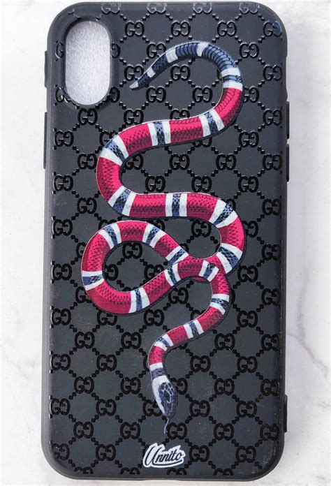 gucci snake case